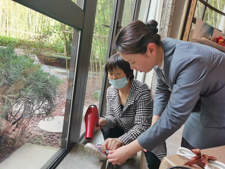 �N�ġ��͑��w�ƪ������+����(w��) ������������